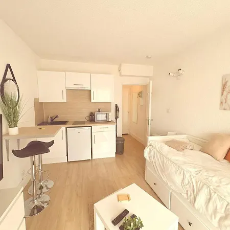 Avec Balcon, Centre-ville, Clim, Wifi & דירה *